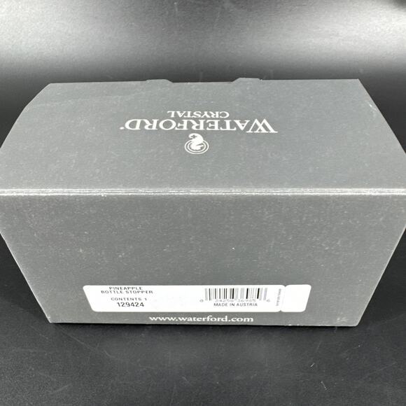 Waterford Crystal Wine Bottle Stopper, Pineapple Cut With Seahorse Sticker - Picture 2 of 9